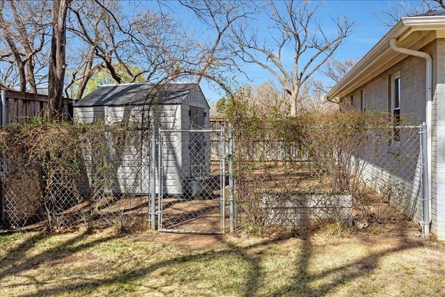 2301 S JULIAN Boulevard, Amarillo, TX 79102