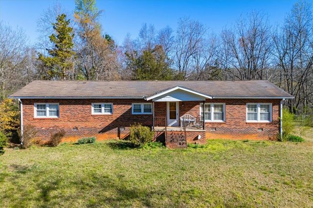 453 Deaton Road, Walhalla, SC 29691