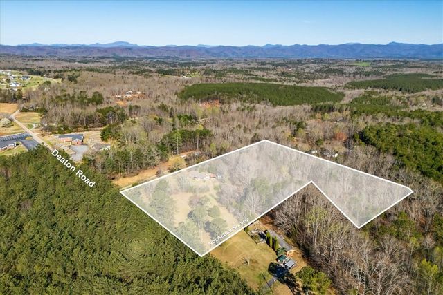 453 Deaton Road, Walhalla, SC 29691