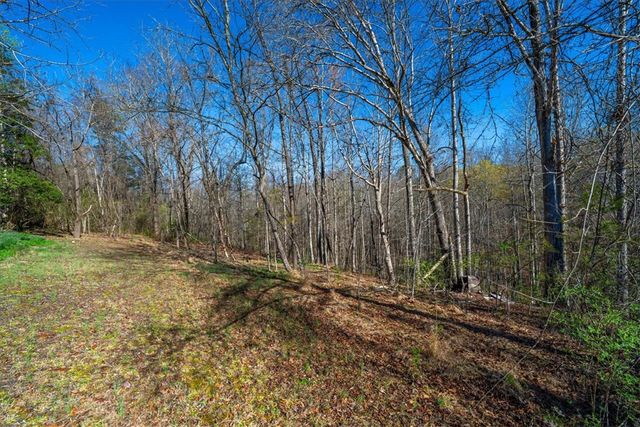 453 Deaton Road, Walhalla, SC 29691