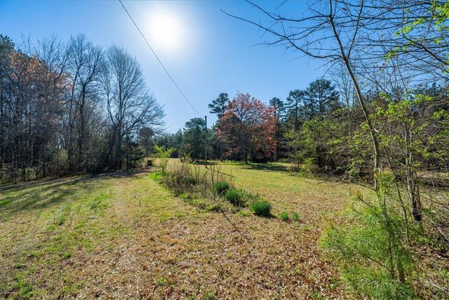 453 Deaton Road, Walhalla, SC 29691