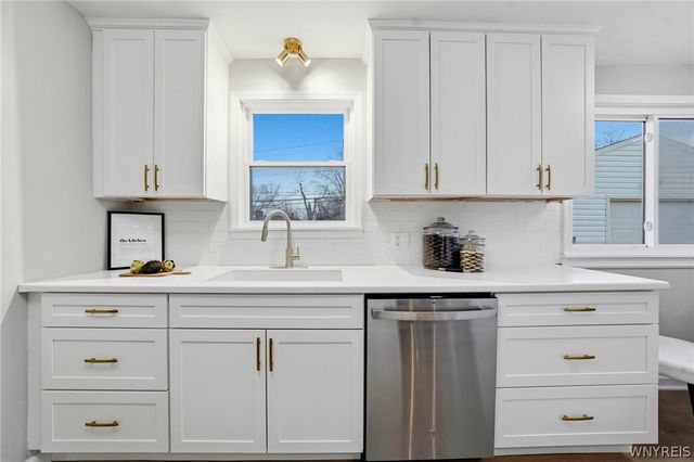 4727 North Bailey Avenue, Amherst, NY 14226