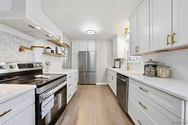 4727 North Bailey Avenue, Amherst, NY 14226