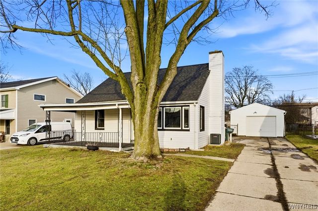 4727 North Bailey Avenue, Amherst, NY 14226