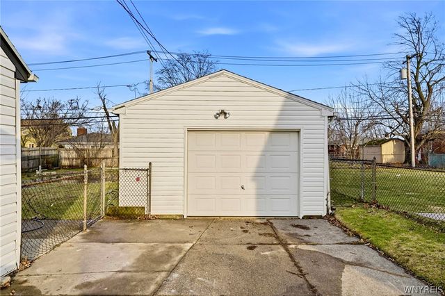 4727 North Bailey Avenue, Amherst, NY 14226