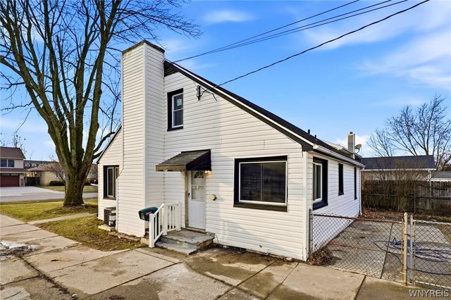 4727 North Bailey Avenue, Amherst, NY 14226