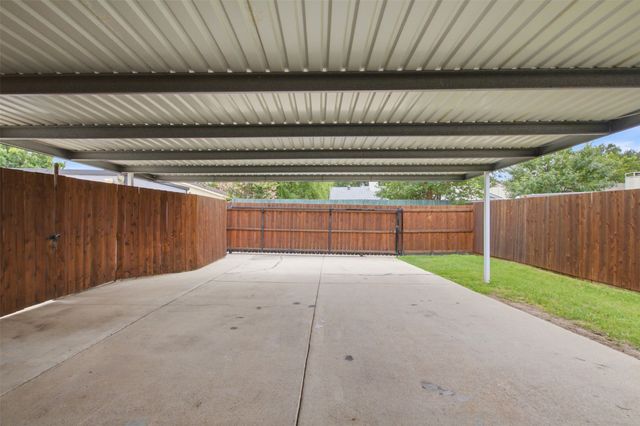 19025 Platte River Way, Dallas, TX 75287