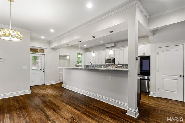 3662 Humphrey Street, St Louis, MO 63116