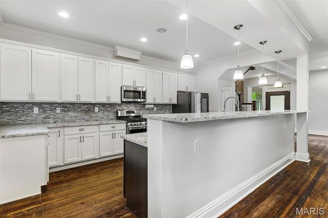3662 Humphrey Street, St Louis, MO 63116