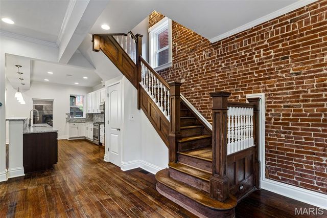 3662 Humphrey Street, St Louis, MO 63116