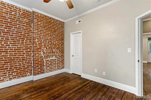 3662 Humphrey Street, St Louis, MO 63116