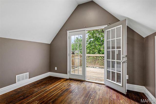 3662 Humphrey Street, St Louis, MO 63116