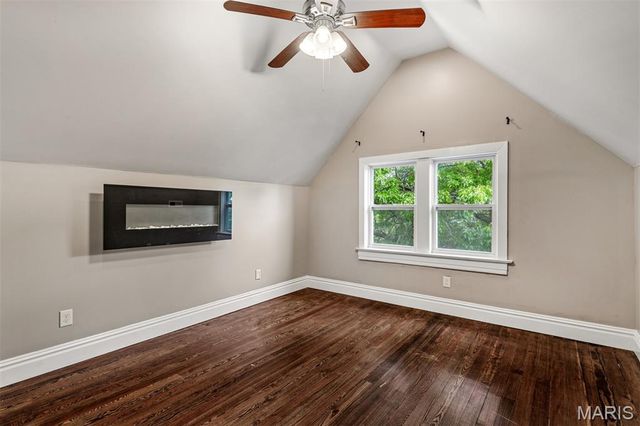 3662 Humphrey Street, St Louis, MO 63116