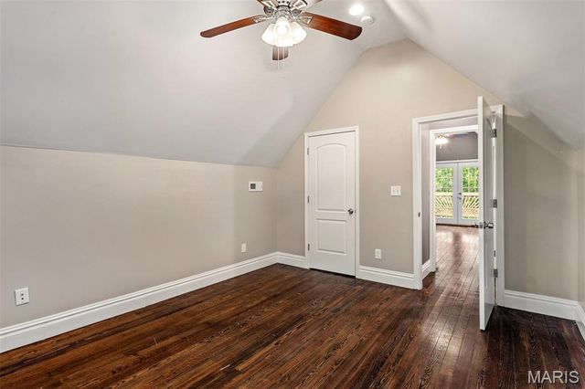 3662 Humphrey Street, St Louis, MO 63116