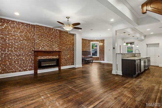 3662 Humphrey Street, St Louis, MO 63116