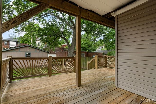 3662 Humphrey Street, St Louis, MO 63116