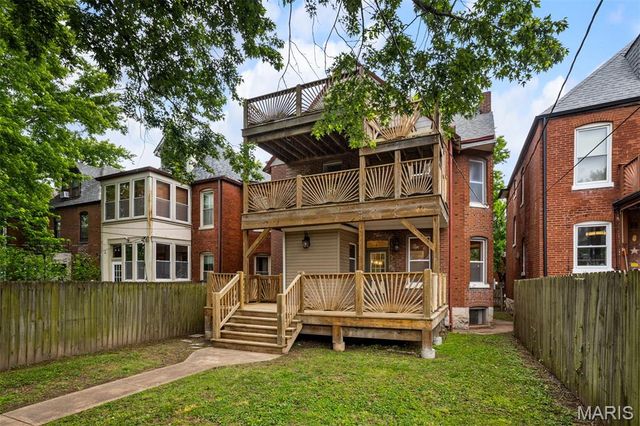 3662 Humphrey Street, St Louis, MO 63116