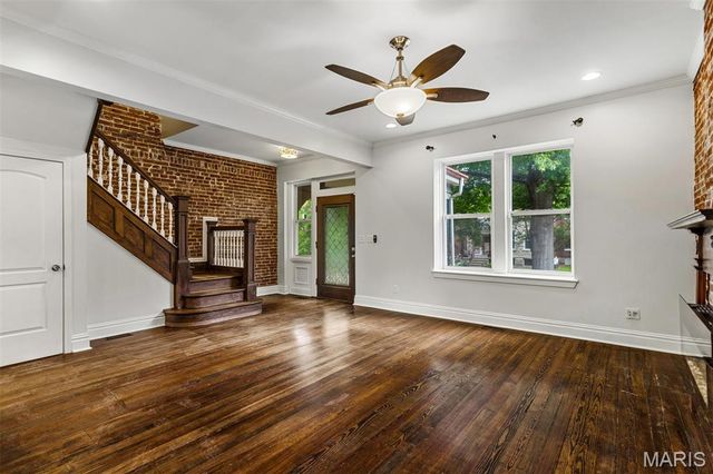 3662 Humphrey Street, St Louis, MO 63116