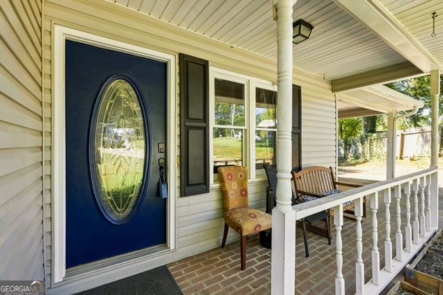 3016 Summer Lake Drive, Gainesville, GA 30506