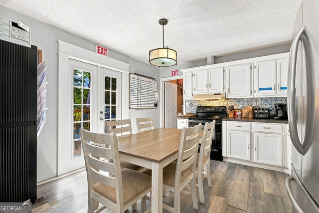3016 Summer Lake Drive, Gainesville, GA 30506