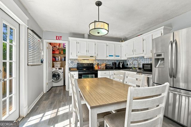 3016 Summer Lake Drive, Gainesville, GA 30506