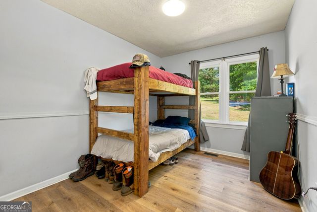 3016 Summer Lake Drive, Gainesville, GA 30506