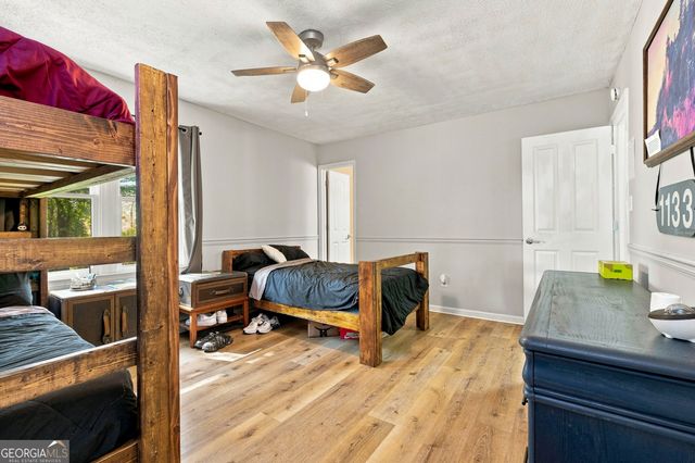 3016 Summer Lake Drive, Gainesville, GA 30506