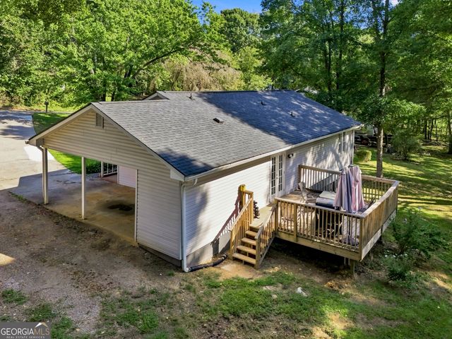 3016 Summer Lake Drive, Gainesville, GA 30506