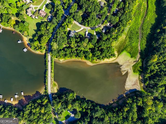 3016 Summer Lake Drive, Gainesville, GA 30506