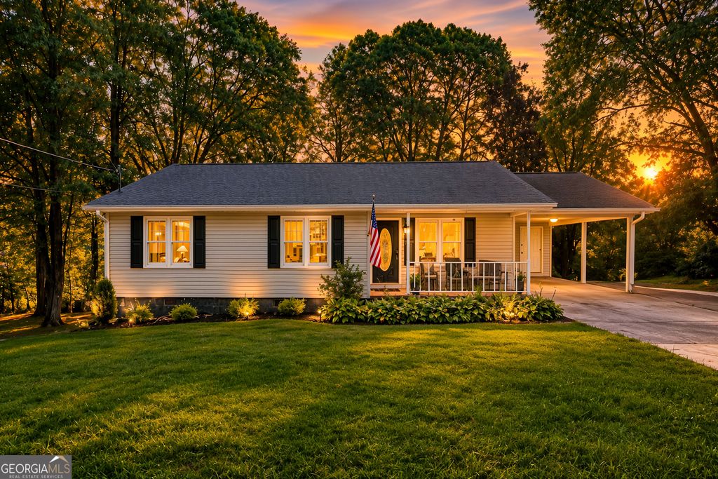 3016 Summer Lake Drive, Gainesville, GA 30506