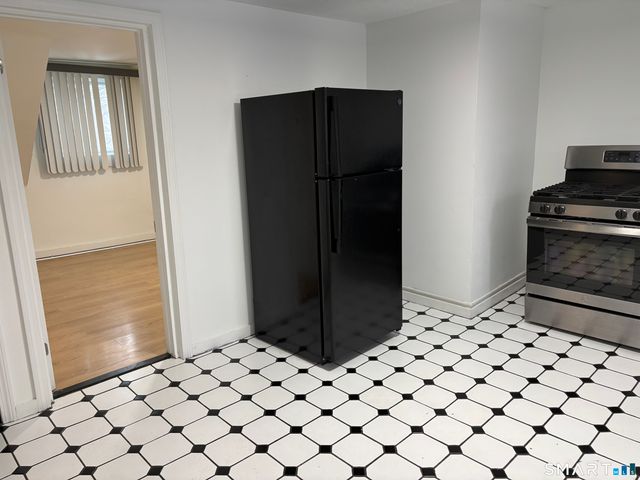 14 Thill Street, West Haven, CT 06516