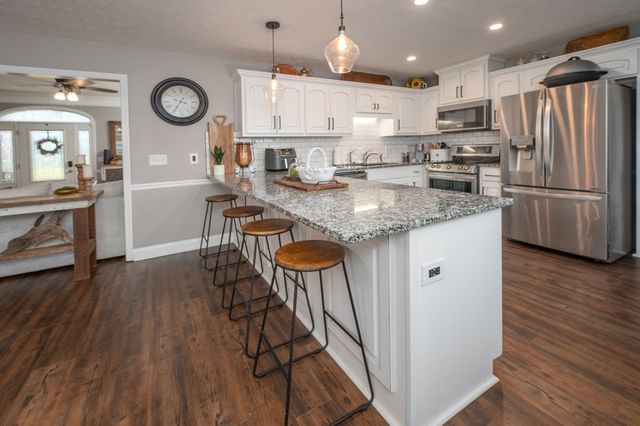 34 Lee Road 2141, Phenix City, AL 36870