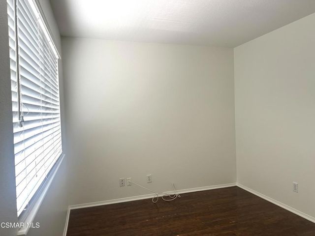 460 Fallbrook Avenue, Newbury Park, CA 91320