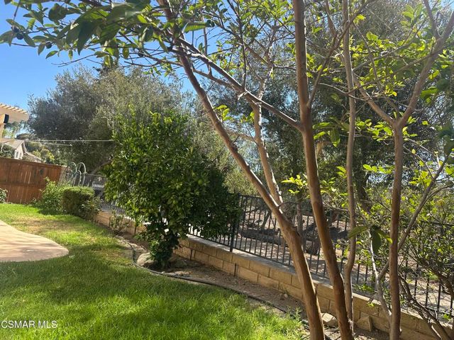 460 Fallbrook Avenue, Newbury Park, CA 91320