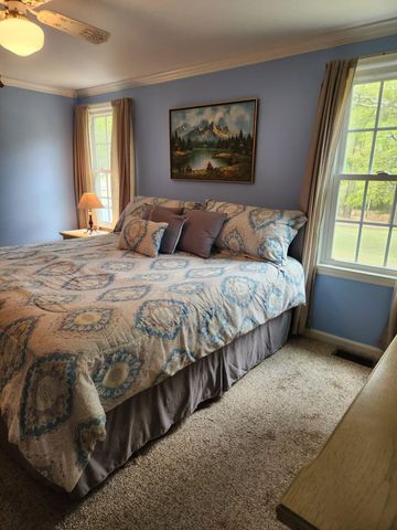 5497 Old Number Six Highway, Elloree, SC 29047