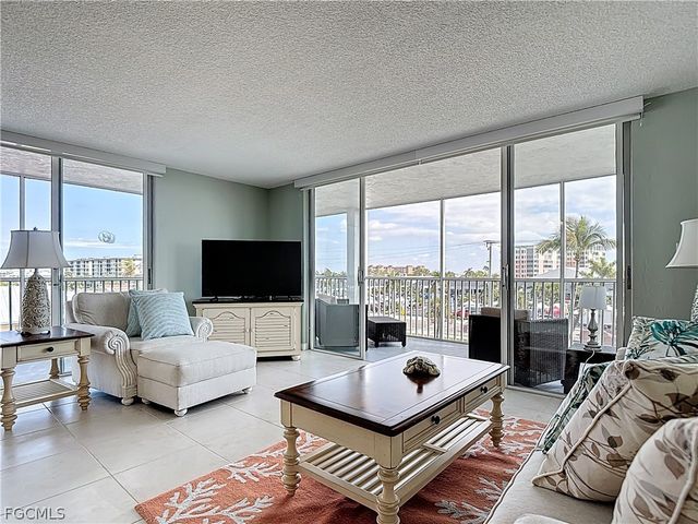 7148 Estero BLVD 323, Fort Myers Beach, FL 33931