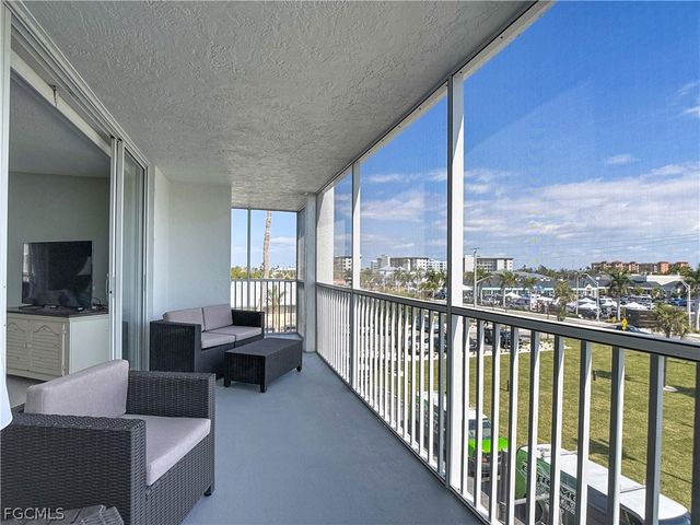 7148 Estero BLVD 323, Fort Myers Beach, FL 33931