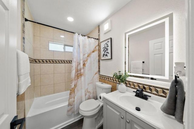 6741 Steiner Drive, Sacramento, CA 95823
