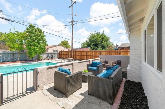 6741 Steiner Drive, Sacramento, CA 95823