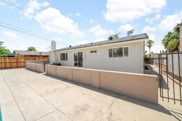 6741 Steiner Drive, Sacramento, CA 95823