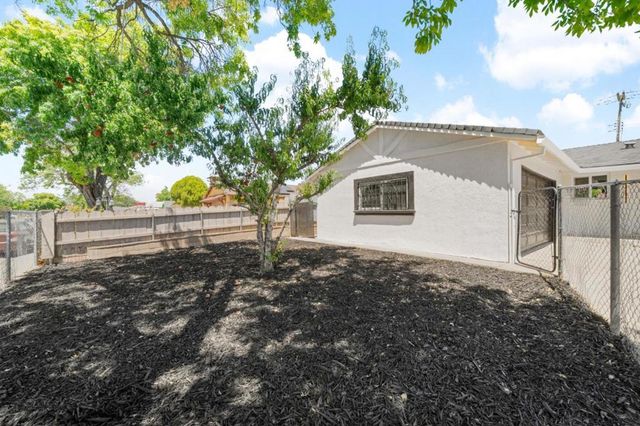 6741 Steiner Drive, Sacramento, CA 95823