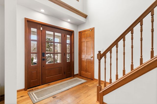 4490 N Squirrel Road, Auburn Hills, MI 48326