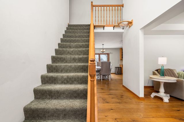 4490 N Squirrel Road, Auburn Hills, MI 48326