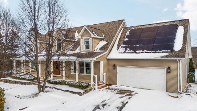 4490 N Squirrel Road, Auburn Hills, MI 48326