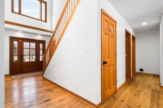 4490 N Squirrel Road, Auburn Hills, MI 48326