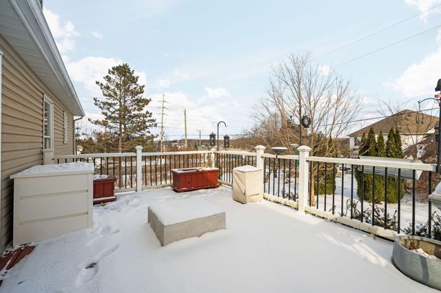 4490 N Squirrel Road, Auburn Hills, MI 48326