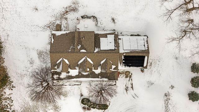 4490 N Squirrel Road, Auburn Hills, MI 48326