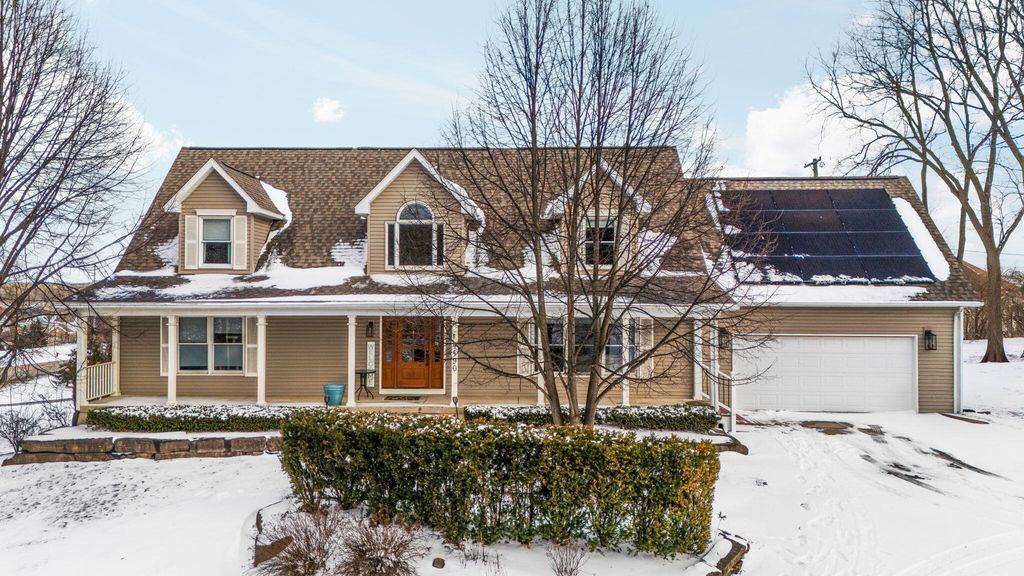 4490 N Squirrel Road, Auburn Hills, MI 48326