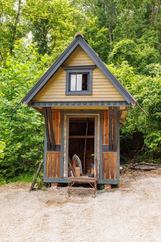 513 S Spring Street, French Lick, IN 47432