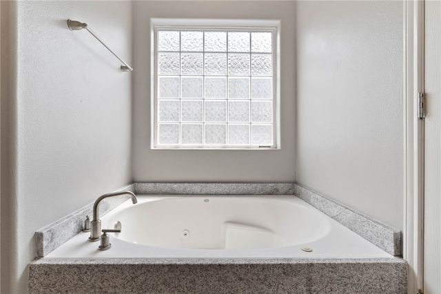 8101 Grand Canyon St, Corpus Christi, TX 78414